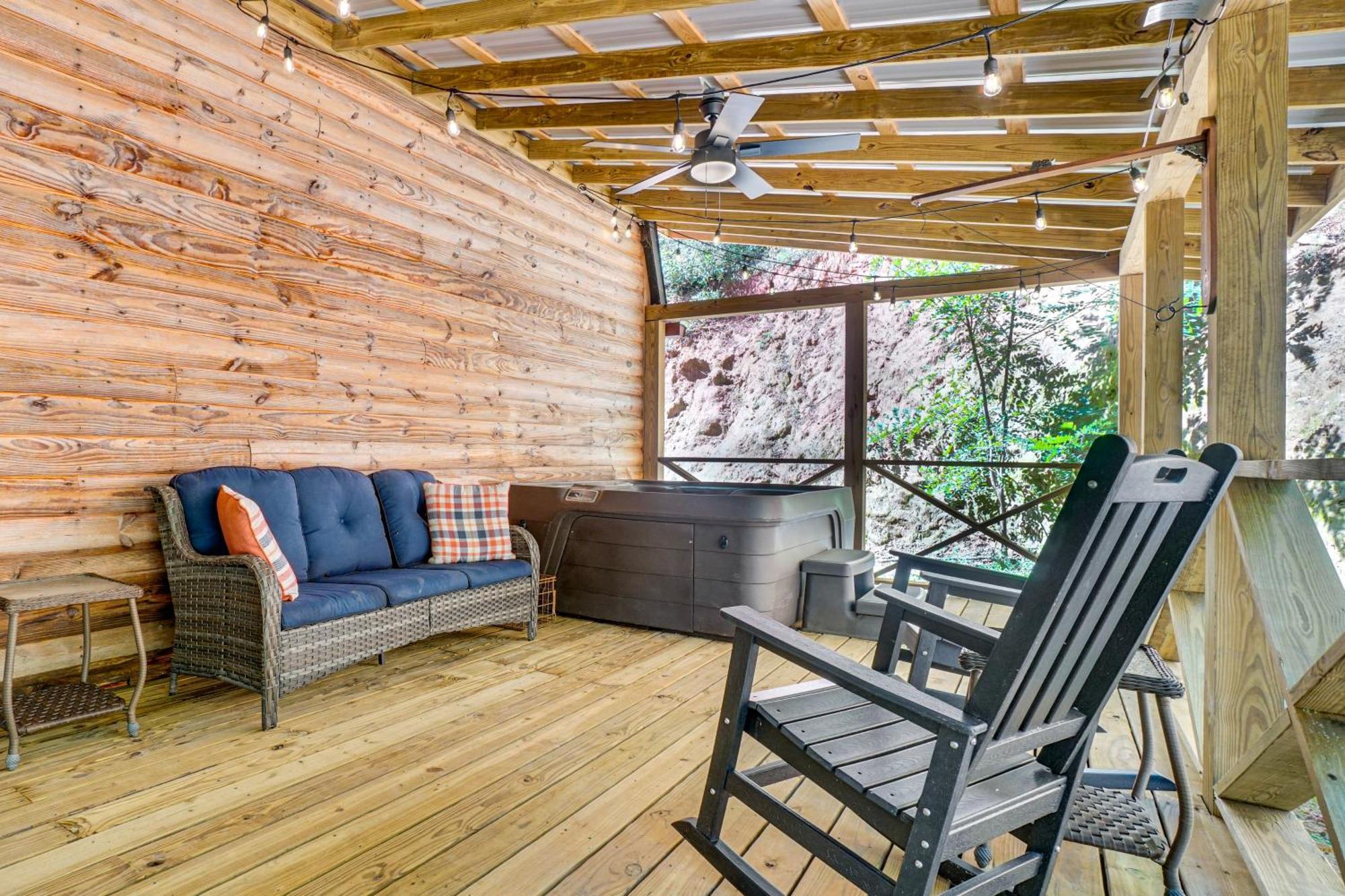 North Georgia Mtn Escape With Hot Tub And Games! Villa Sautee Nacoochee Dış mekan fotoğraf